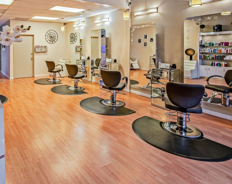 The Halo salon floor, chairs and mirrors in daylight